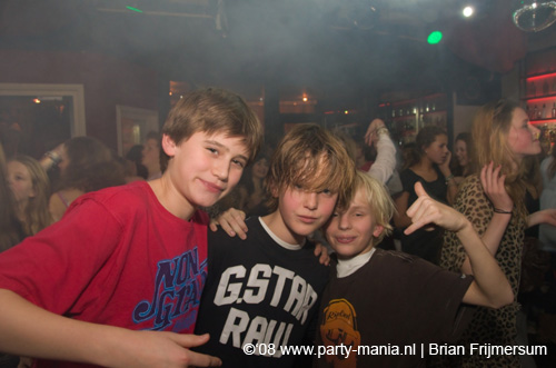 081212_040_fris_partymania