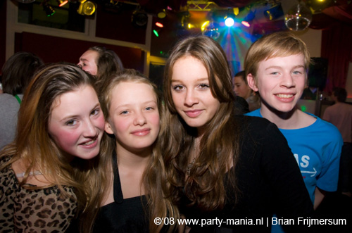 081212_049_fris_partymania