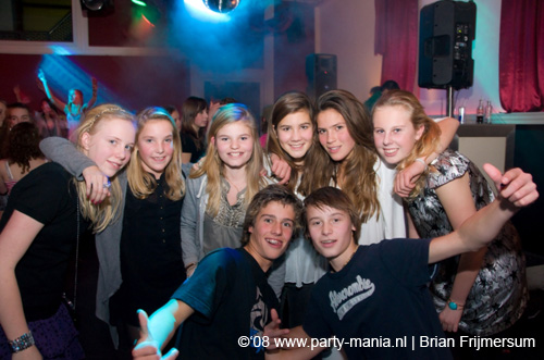 081212_060_fris_partymania