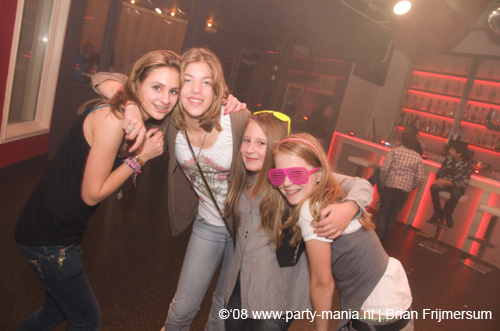 081212_068_fris_partymania