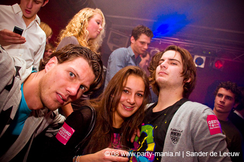 081213_058_onefour_partymania