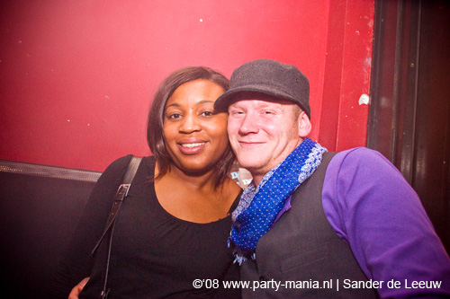 081213_065_onefour_partymania