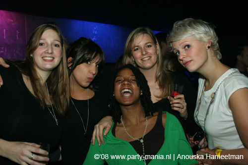 081218_0041_xxlmas_partymania