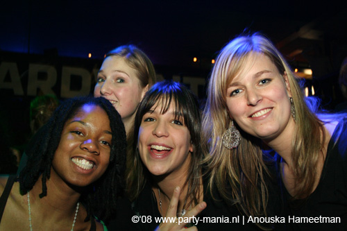 081218_0060_xxlmas_partymania