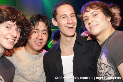 081218_084_xxlmas_partymania