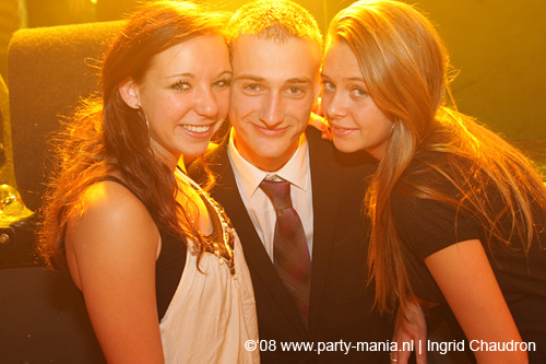 081218_095_xxlmas_partymania