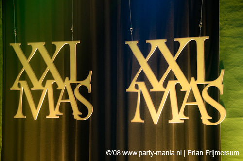 081218_034_xxlmas_partymania