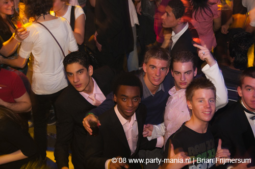 081218_036_xxlmas_partymania