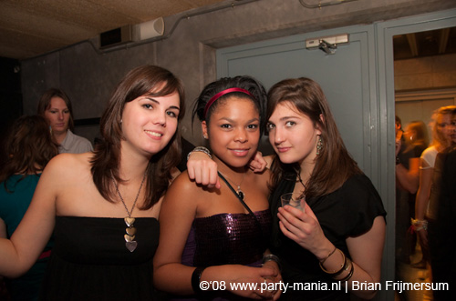 081218_047_xxlmas_partymania