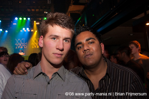 081218_069_xxlmas_partymania