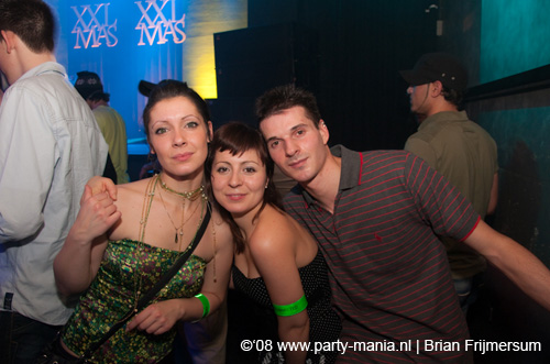 081218_071_xxlmas_partymania