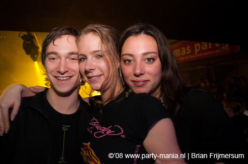 081218_104_xxlmas_partymania