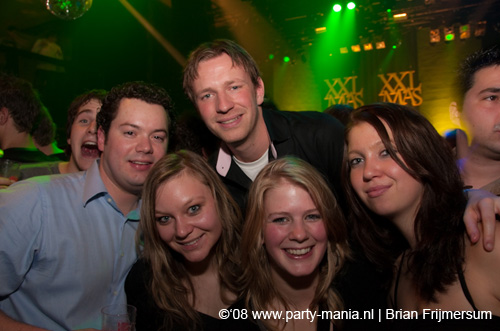 081218_135_xxlmas_partymania