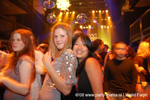 081218_133_xxlmas_partymania