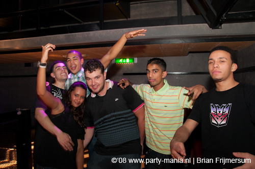 081220_129_franchise_partymania