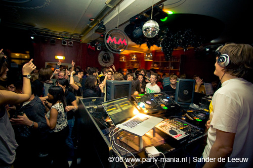 081223_078_mellow_moods_partymania