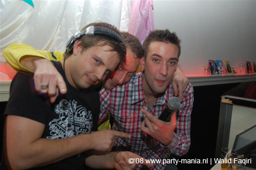 081224_042_le_paris_partymania