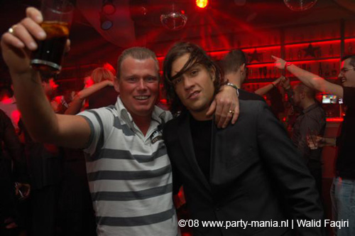 081224_065_le_paris_partymania