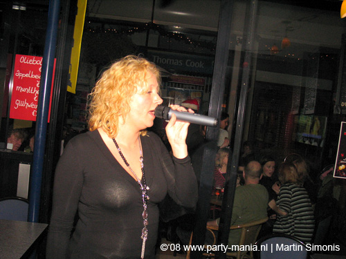 081224_100_singalong_mondriaan_partymania