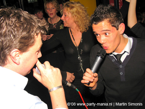 081224_110_singalong_mondriaan_partymania