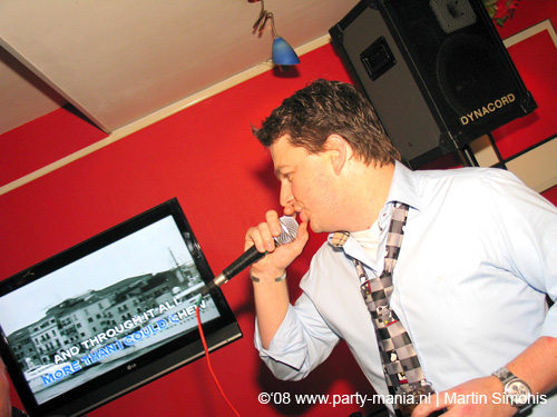 081224_115_singalong_mondriaan_partymania