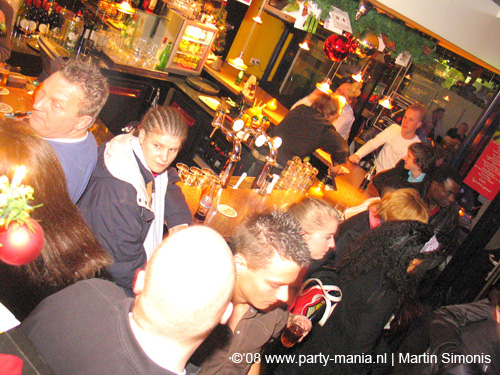 081224_124_singalong_mondriaan_partymania