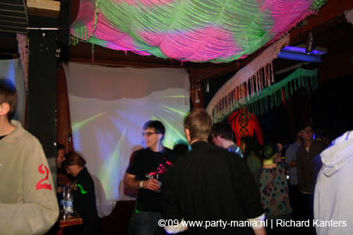 081231_051_shutupanddance_partymania