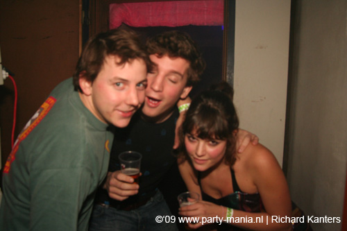 081231_077_shutupanddance_partymania