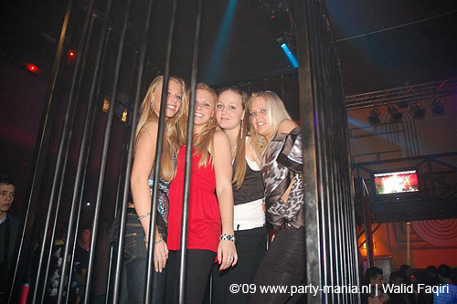 090124_145_punk_partymania