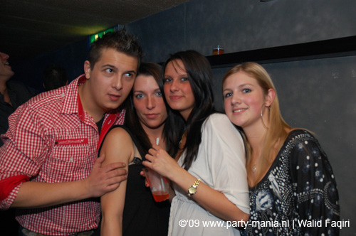 090131_081_franchise_partymania