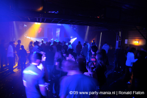 090207_074_dejavu_partymania