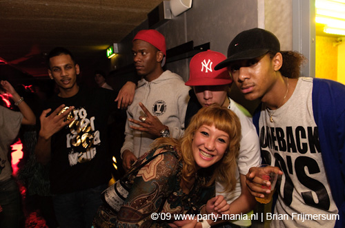 090214_071_los_partymania