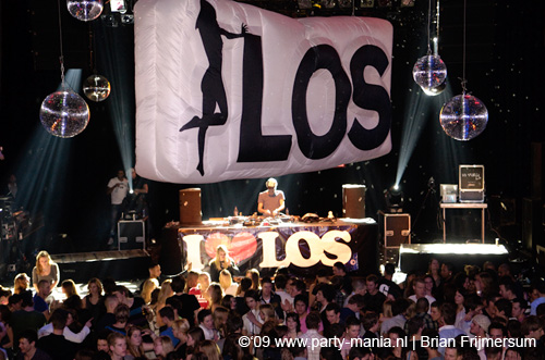 090214_163_los_partymania