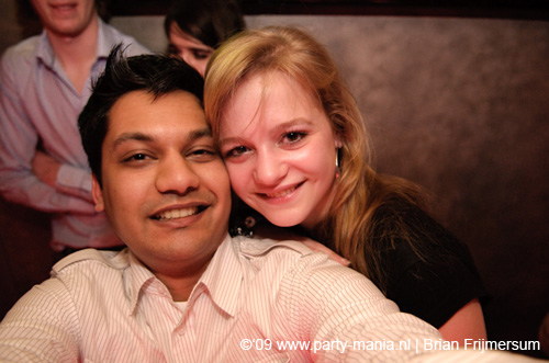 090214_174_los_partymania