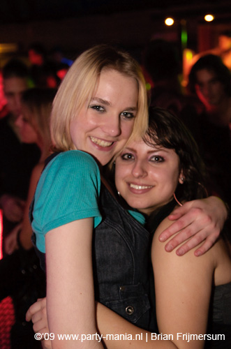 090214_178_los_partymania