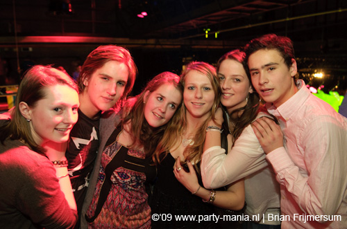 090214_188_los_partymania