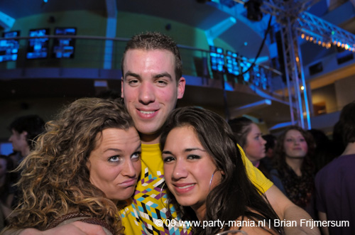 090220_148_connected_partymania