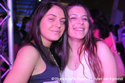 090220_114_connected_partymania