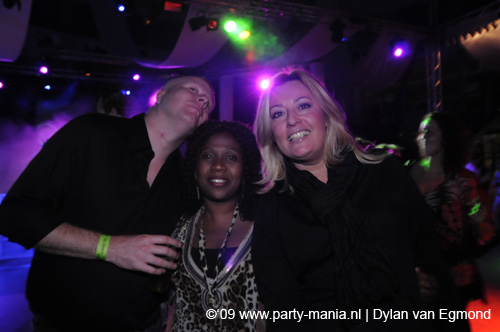 090220_117_connected_partymania