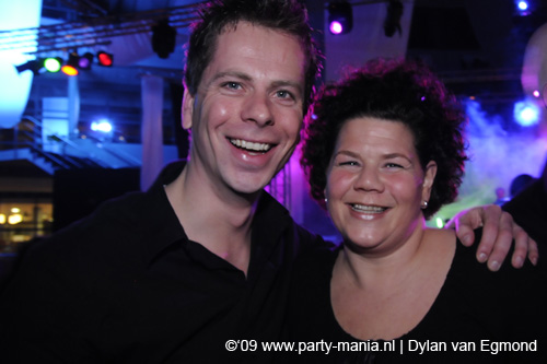 090220_118_connected_partymania