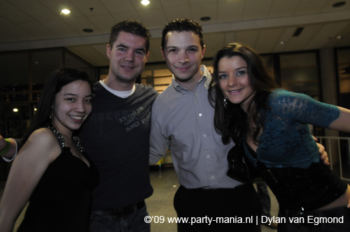 090220_133_connected_partymania