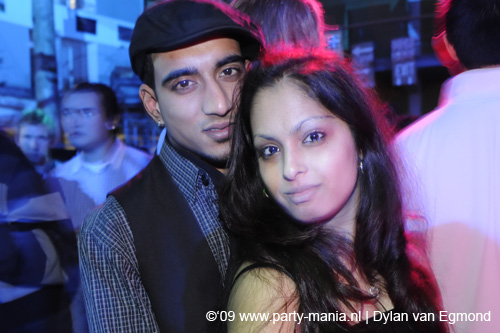 090220_141_connected_partymania