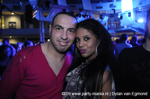 090220_178_connected_partymania