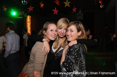 090221_087_gestoord_partymania