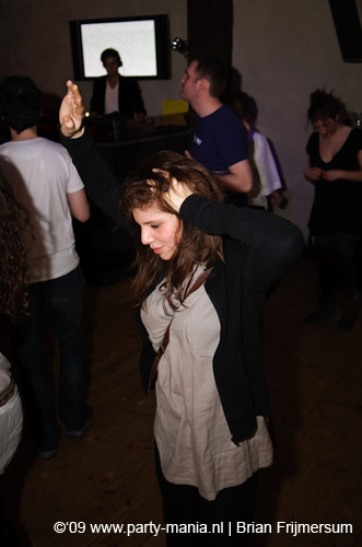 090221_088_gestoord_partymania