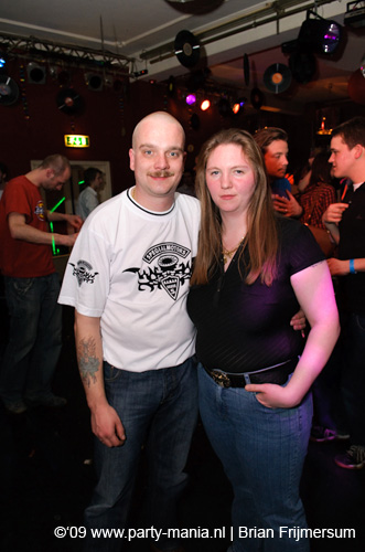 090221_099_gestoord_partymania