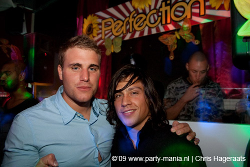 090321_120_perfection_partymania