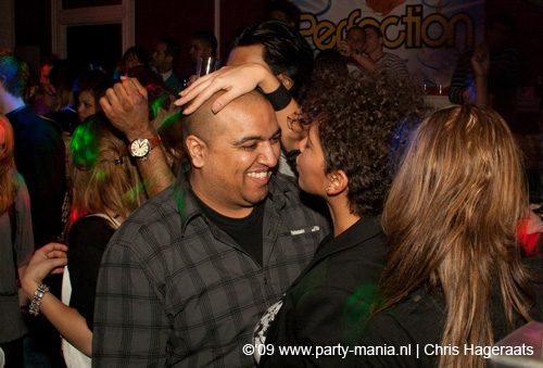 090321_124_perfection_partymania