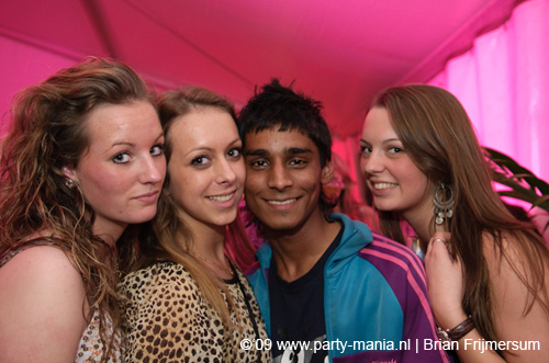 090404_107_los_partymania