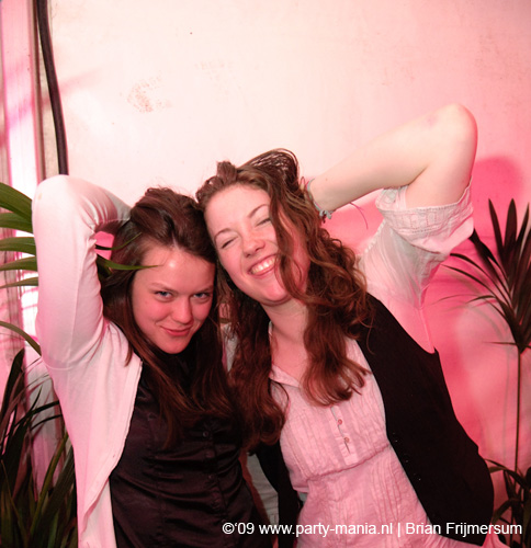 090404_122_los_partymania